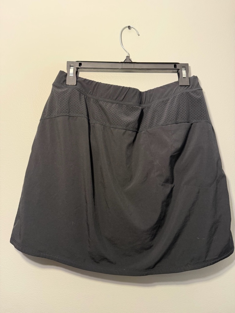 Ralph Lauren Black RLX Athletic Skort with Mesh Insets - Picture 6 of 7